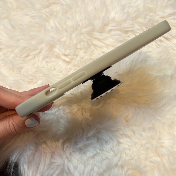 heyday | Botanical iPhone 13 Pro Max/iPhone 12 Pro Max Case Popsocket - Picture 5 of 11